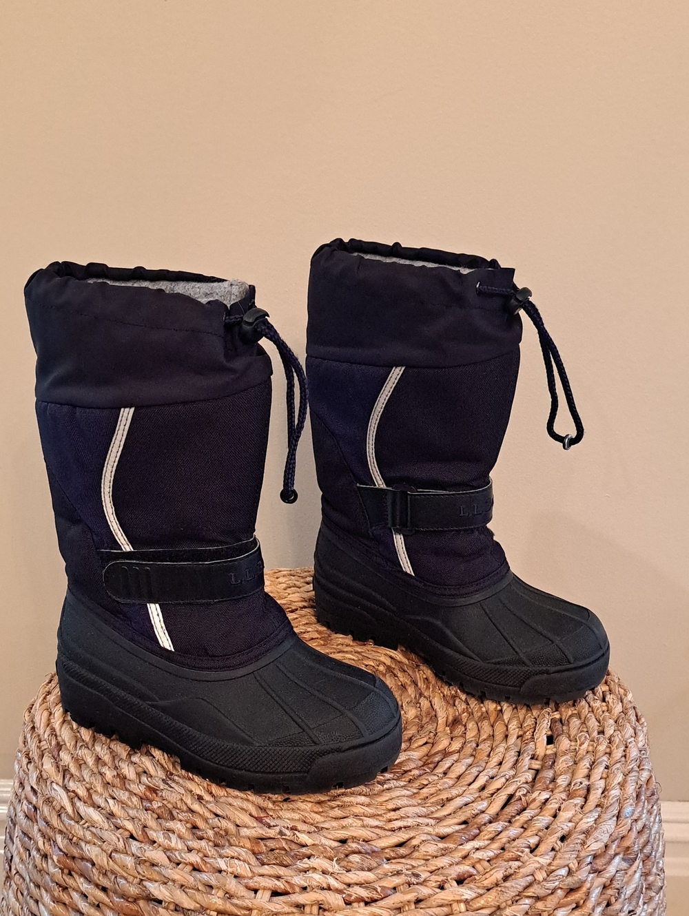 L.L. Bean Youth Northwoods Black Winter/Outdoor Waterproof/Insulated Boots 13
